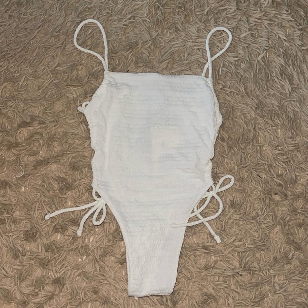 Bershka Womens One-Piece Swimsuit White NEVER WORN W/ TAGS
